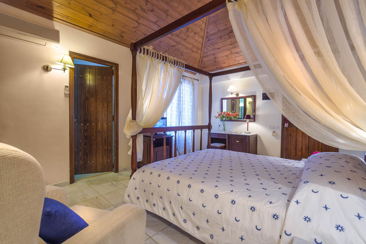 standard-double-room-spilia-village